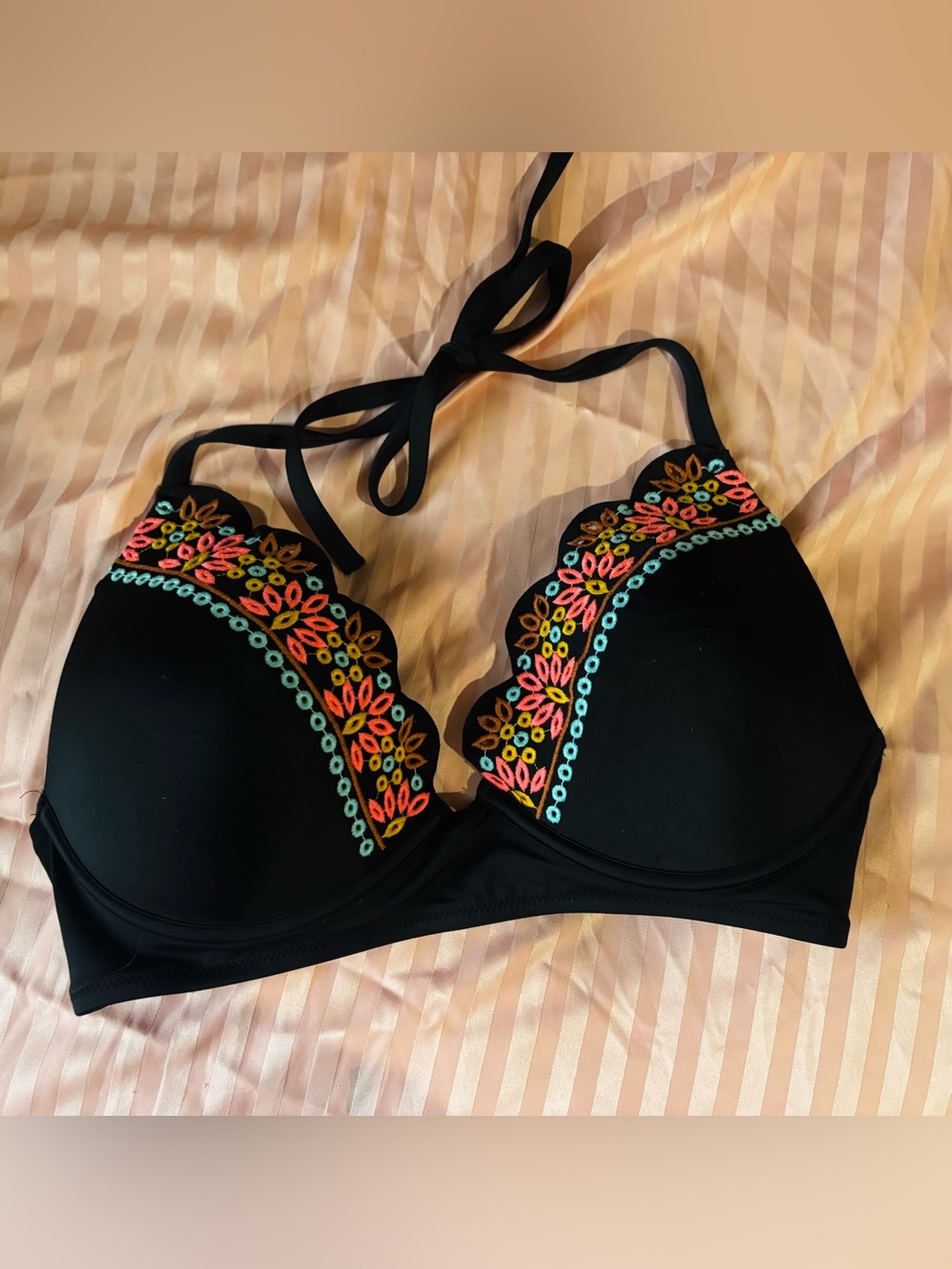 Bikini top